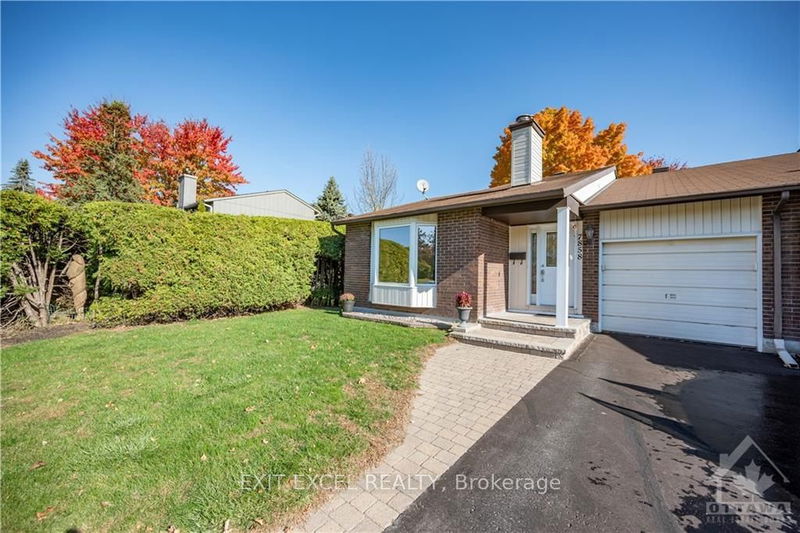 home for sale on 7858 DECARIE Drive