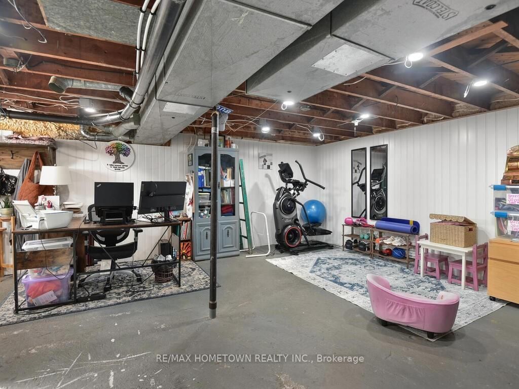 Listing Image 22