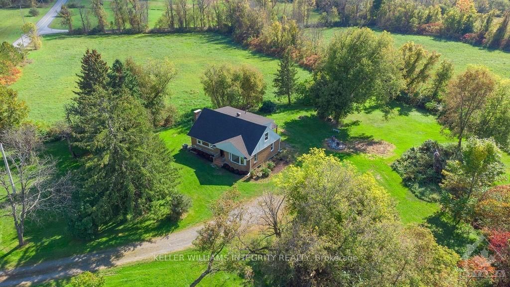 Detached House sold at 4388 THIRD LINE Road, South Glengarry, 724 - South Glengarry (Lancaster) Twp, K0C 1Z0 - MLS: X9523846