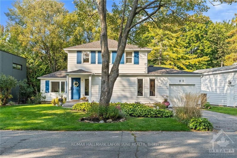 home for sale on 35 FARNHAM Crescent