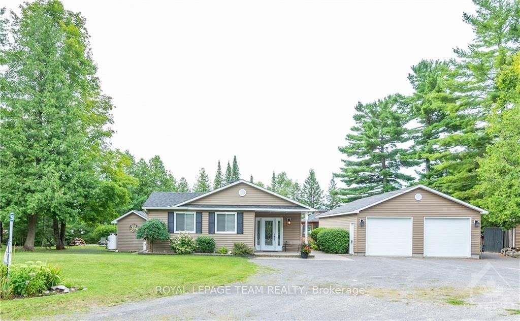 Detached House sold at 259 3 MILE, Lanark Highlands, 917 - Lanark Highlands (Darling) Twp, K0A 3L0 - MLS: X9523892