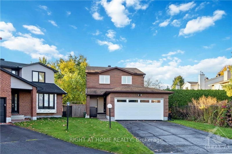home for sale on 6 SHADETREE Crescent