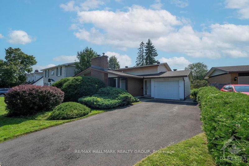 home for sale on 1858 APPLEFORD Street