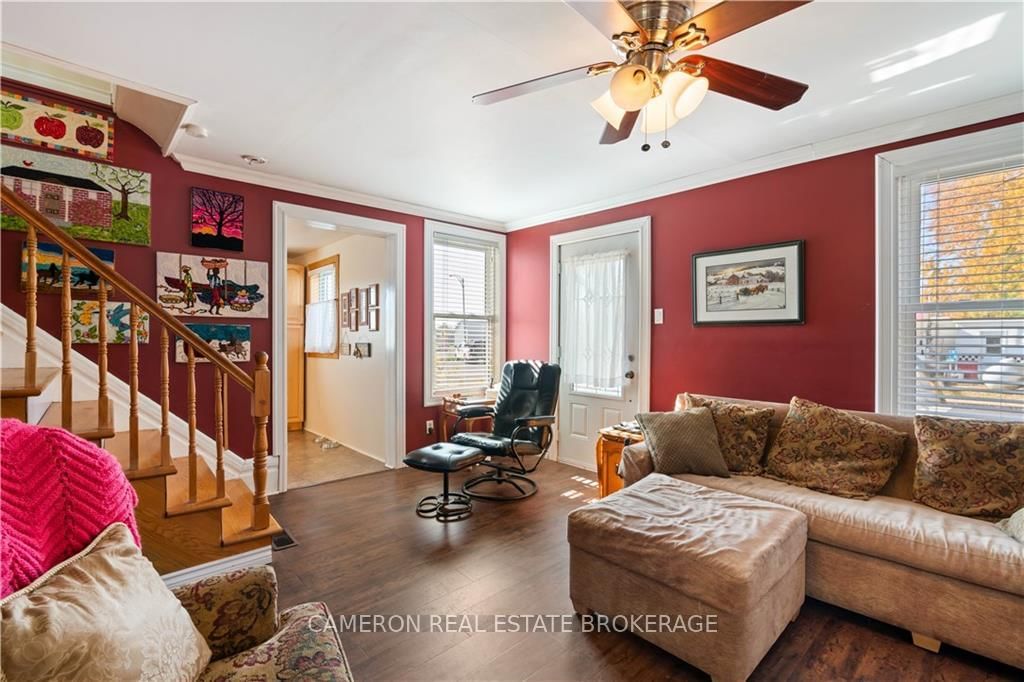 Listing Image 12