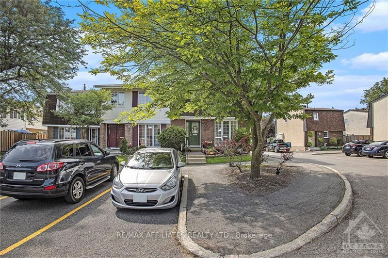 home for sale on 650 TRELAWNY Park