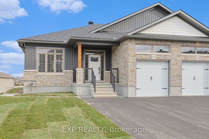 86 WHITCOMB Cres, Smiths Falls - 901 - Smiths Falls image-0-0