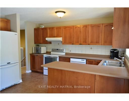 471 DALRYMPLE Dr, Clarence-Rockland, K4K 1G6 | Image 2