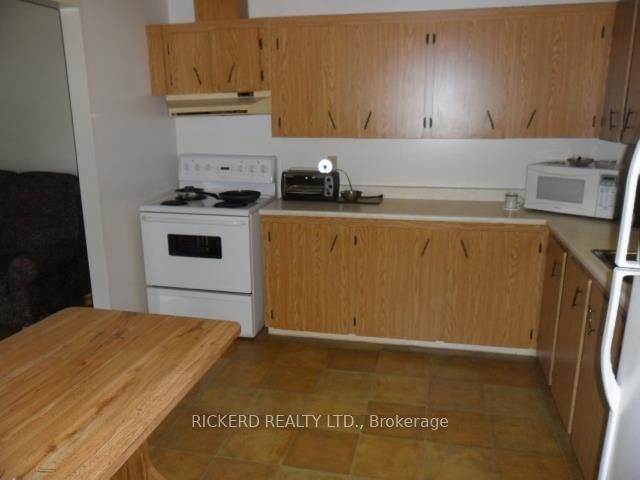 306 - 220 KENYON St, North Glengarry, K0C 1A0 | Image 2