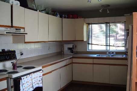 25 Silver Birch St, Kawartha Lakes, K0M1L0 | Image 2