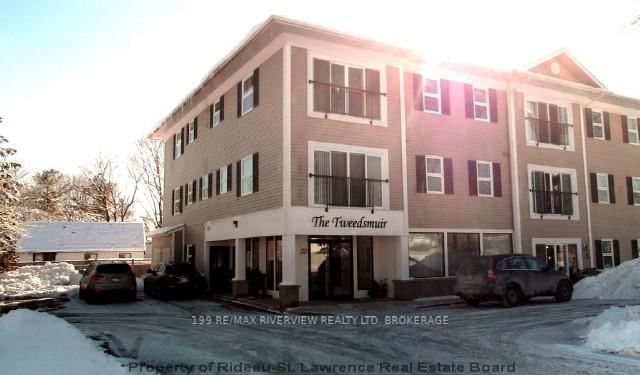 204 - 22 WELLAND St, Perth, K7H 3H7 | Image 2