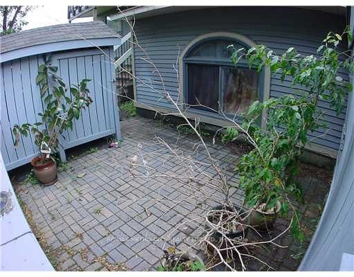 1406 TANGUAY Crt, Kanata, K2L 3X7 | Image 3