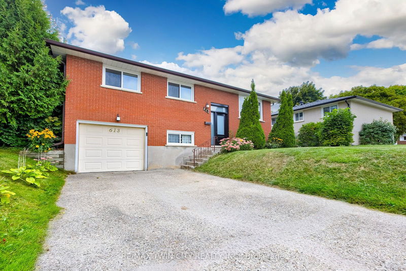 home for sale on 613 Glen Forrest Boulevard