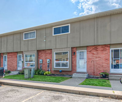 Unit 3 — 400 Springbank Ave, Woodstock -  image-0-2