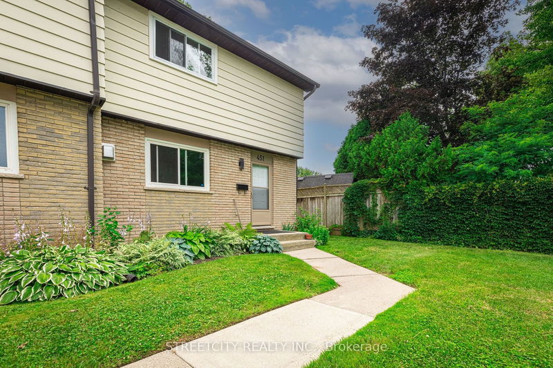 home for sale on 19-451 Griffith Street