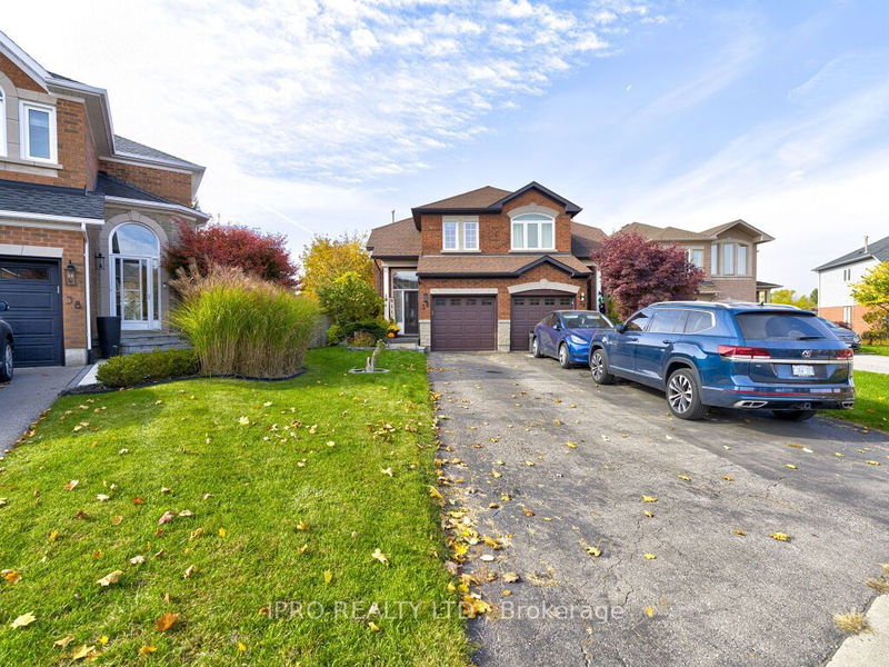 36 Kildonan Cres, Hamilton - Waterdown image-0-0