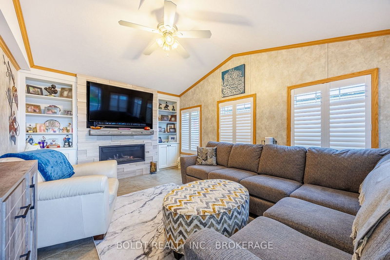 101 - 3033 Townline Rd, Fort Erie, L0S 1S1 | Image 3