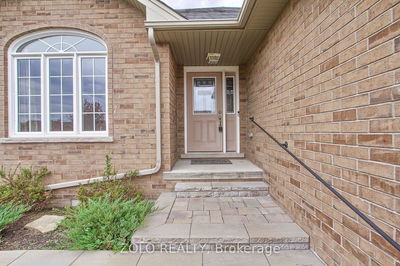 15 Matchett Cres, Kawartha Lakes - Lindsay image-0-2