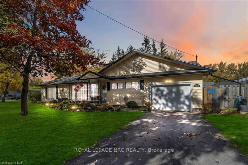 home for sale on 3208 YOUNG Avenue