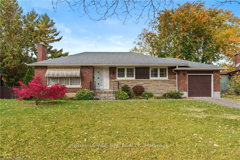 home for sale on 10 WEST HAMPTON Road