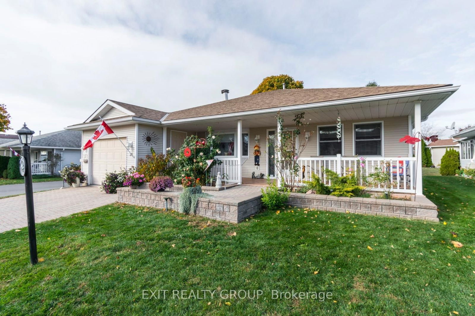 Building at 36 Cretney Drive, Prince Edward County, Wellington