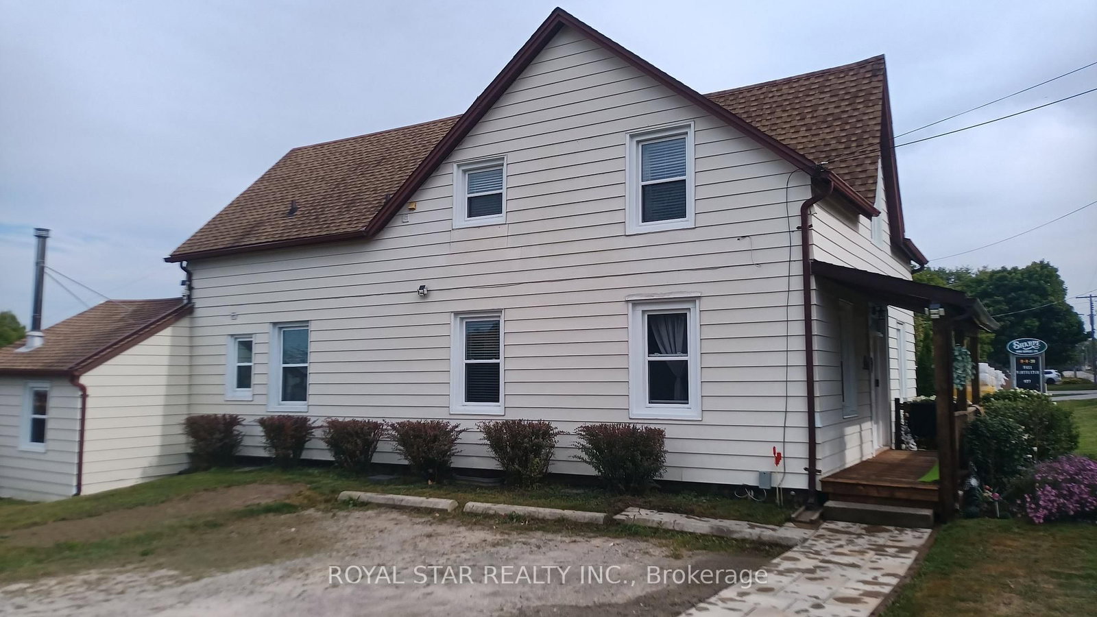 Listing Image 7