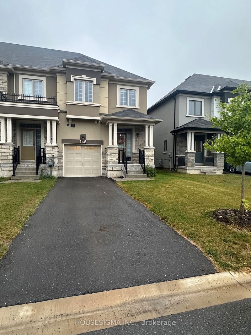 home for lease on 145 FLAGG Avenue