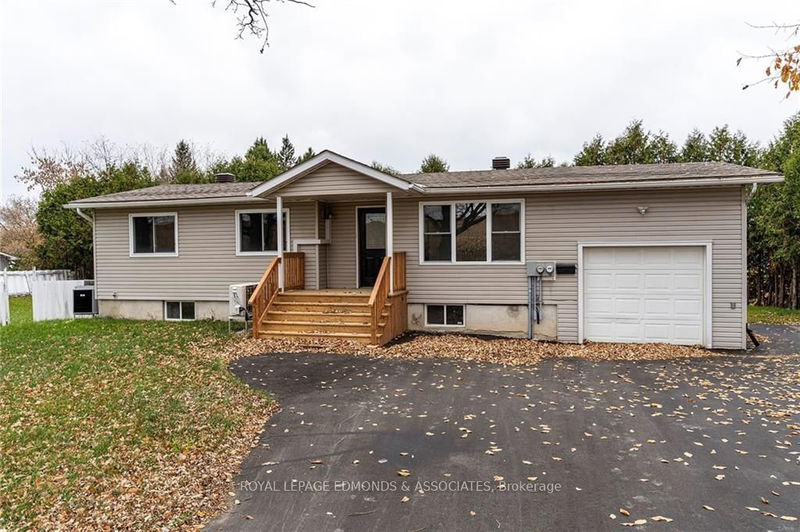 130 FOREST LEA Rd, Laurentian Valley - 531 - Laurentian Valley image-0-0