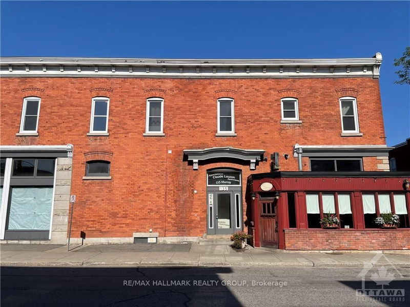 home for lease on 1-135 MURRAY Street