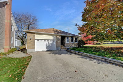 8 Cumberland St, Prince Edward County - Picton image-0-2