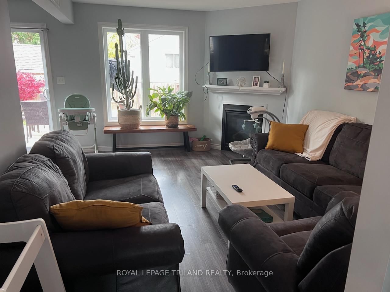 Listing Image 7