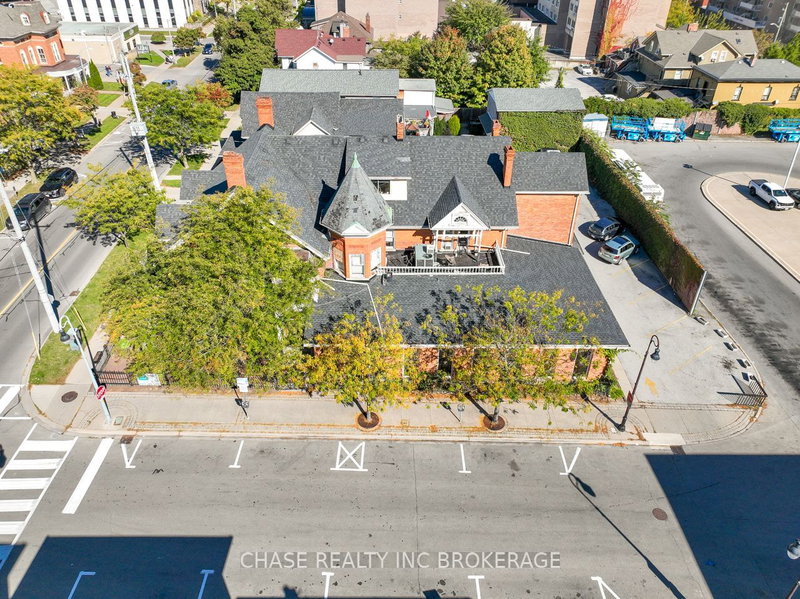 22 ACADEMY St, St. Catharines, L2R 4Z6 | Image 2