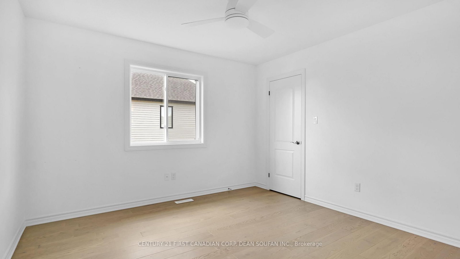 Listing Image 30