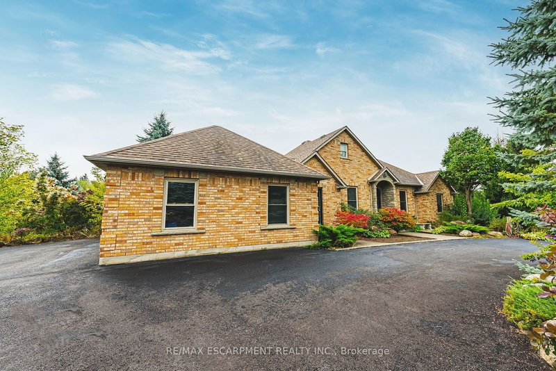 6 Laing Crt, Puslinch, N0B 2C0 | Image 3