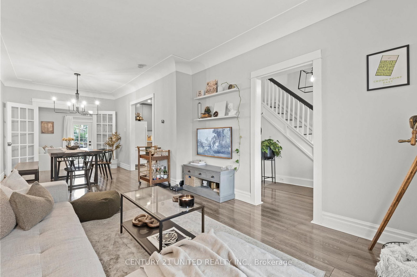 Listing Image 7