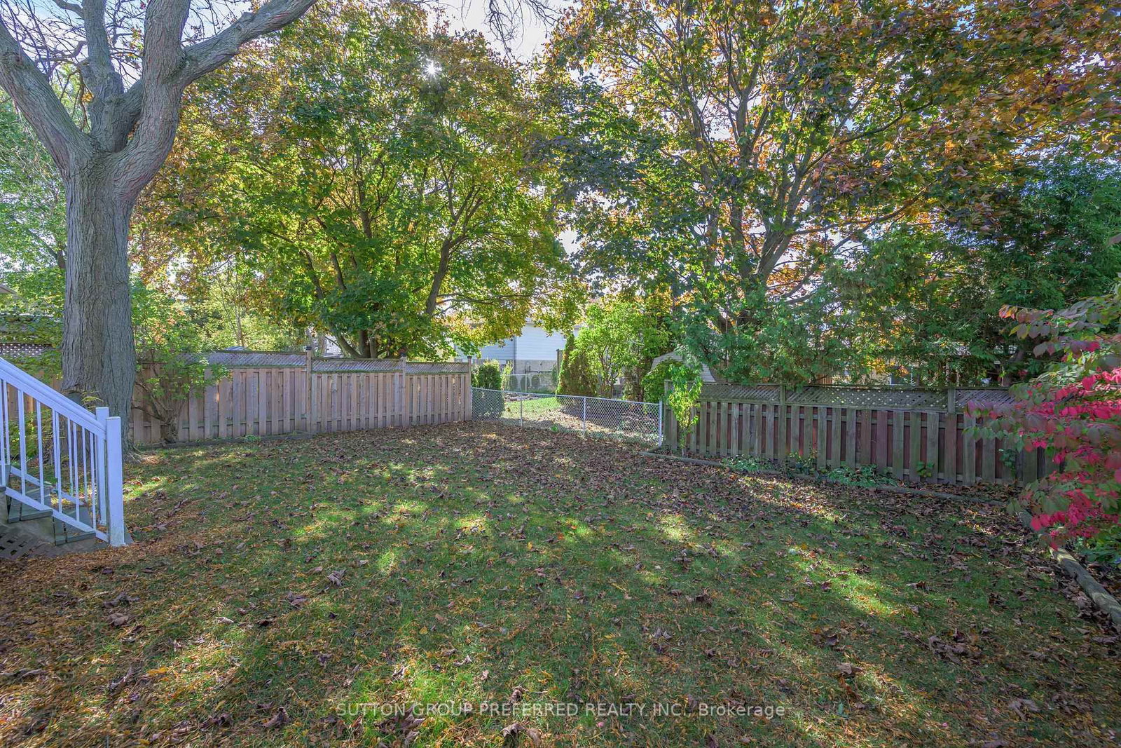 Listing Image 7