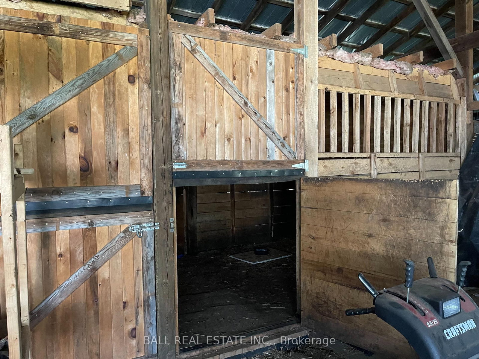 Listing Image 10