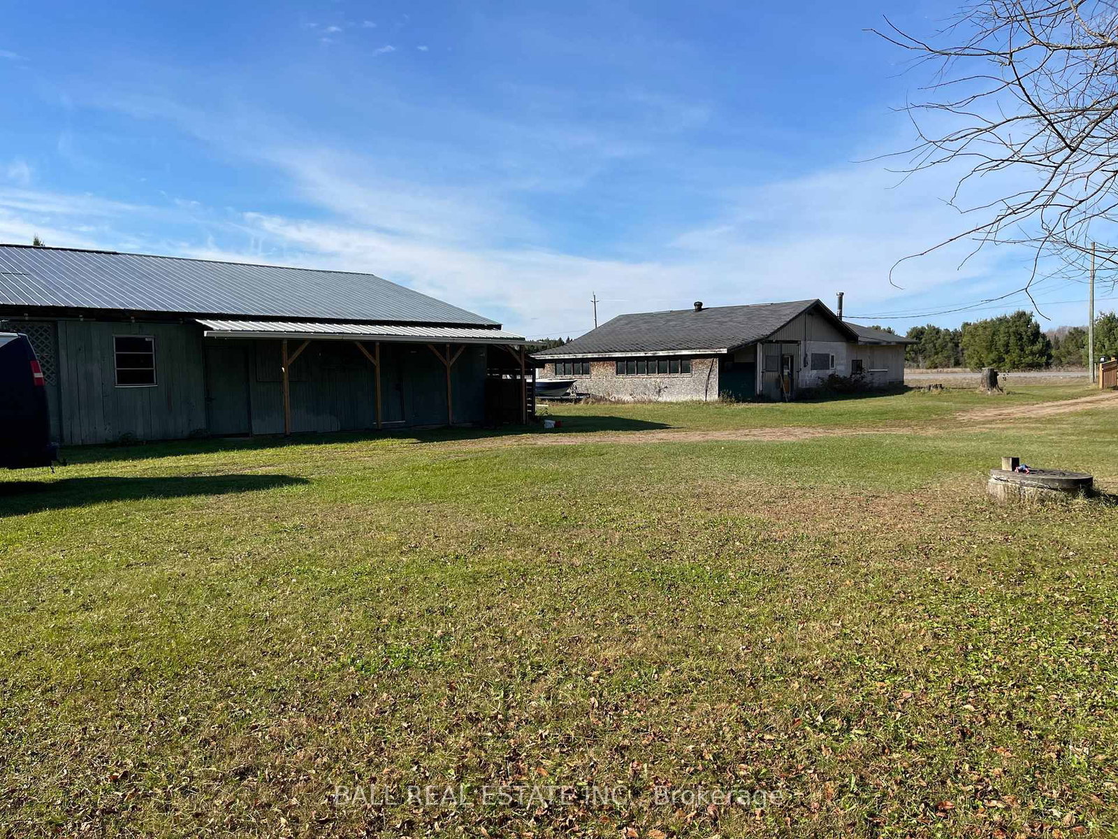 Listing Image 12