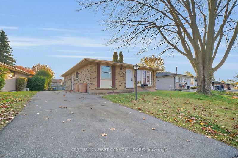 home for sale on 18 Jena Crescent