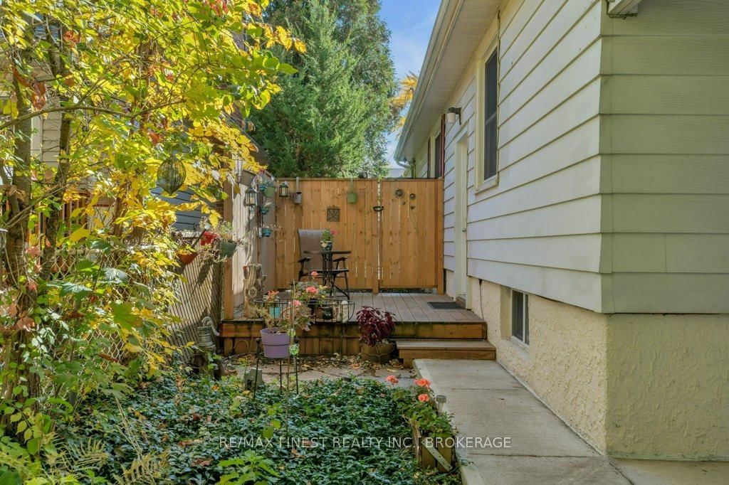 Listing Image 37