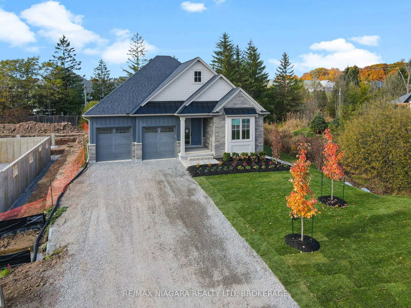 27 MAPLE LEAF Ave S, Fort Erie, L0S 1N0 | Image 2