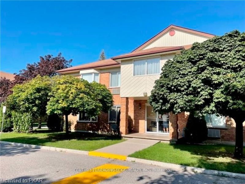 home for lease on 207-914 Ford Street