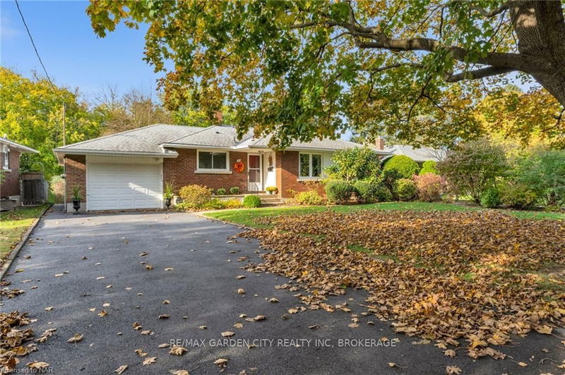 home for sale on 34 KENWORTH Drive