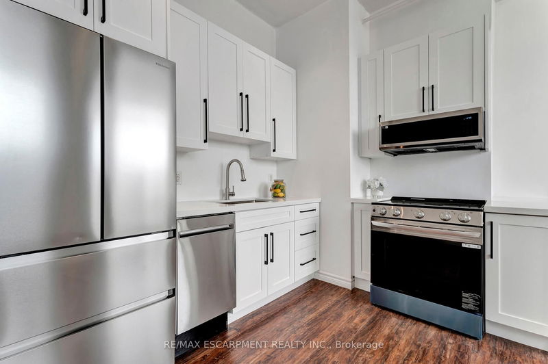 Unit 409 — 90 COLBORNE St, Brantford -  image-0-0