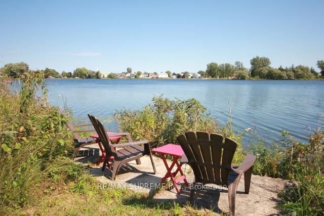 202 - 220 KENYON St W, North Glengarry, K0C 1A0 | Image 2