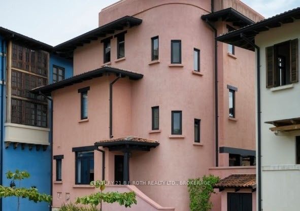 15 Calle La Ronda Avenue