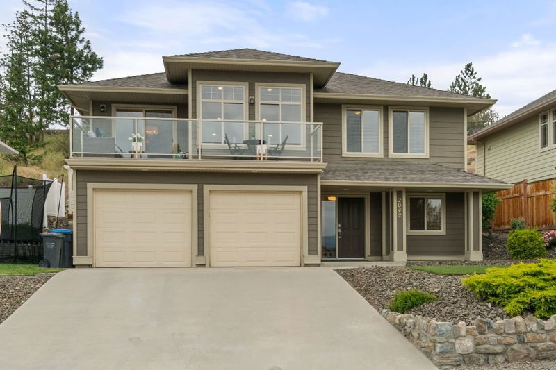 2042 Moonbeam Close, West Kelowna, British Columbia (MLS 10318076)