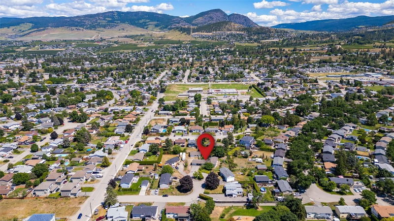 675 Moraine Court, Kelowna, British Columbia (MLS 10318219)