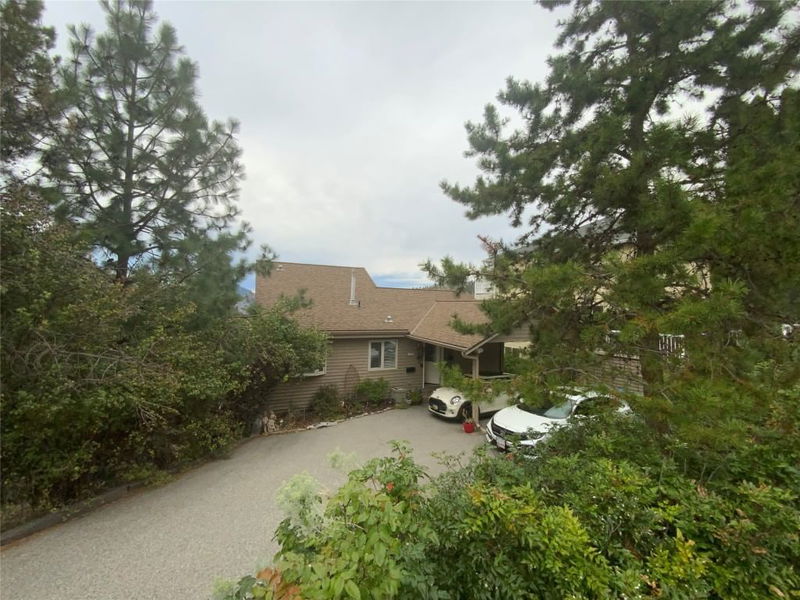 186 Dewdney Crescent, Penticton, British Columbia