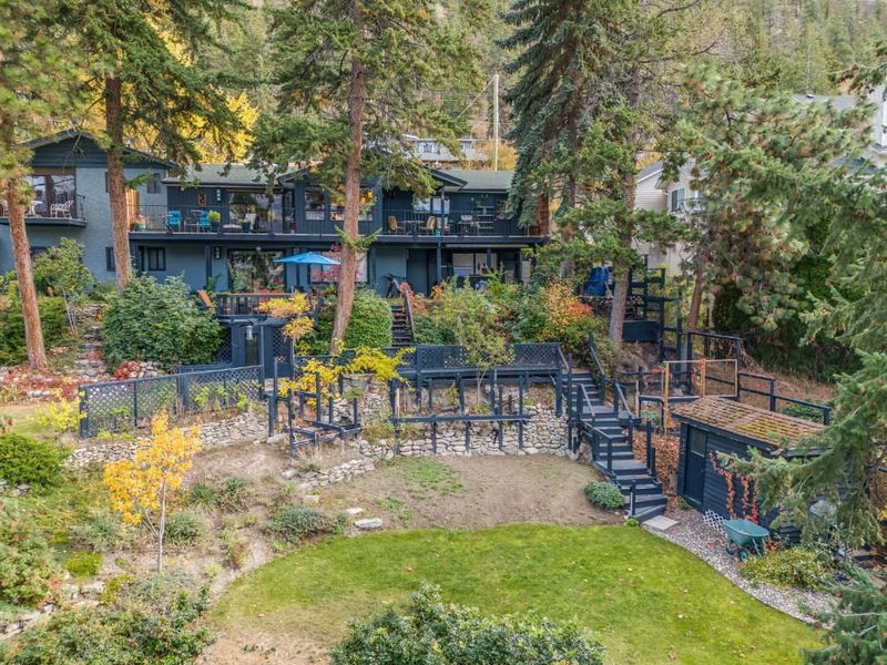 240 Clifton Road N, Kelowna, British Columbia (MLS 10323784)