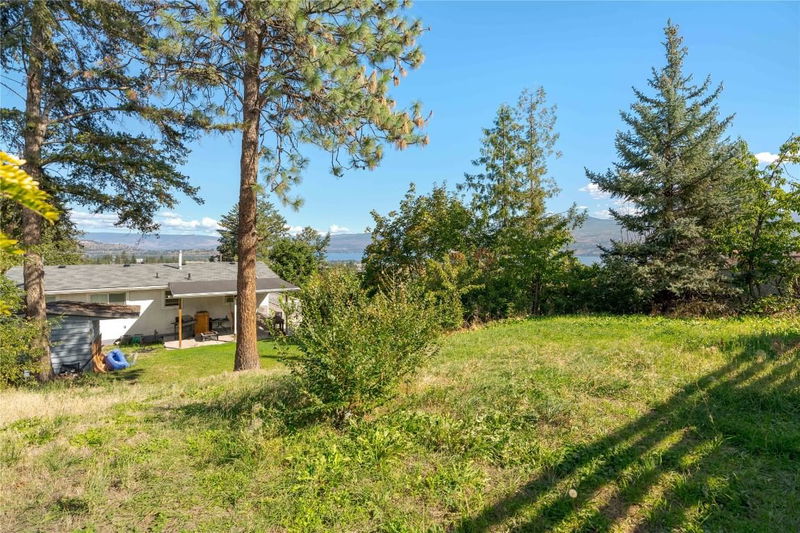 3756 Salloum Road, West Kelowna, British Columbia (MLS 10324334)